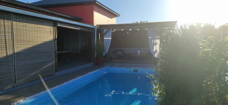La piscine en fin de journée